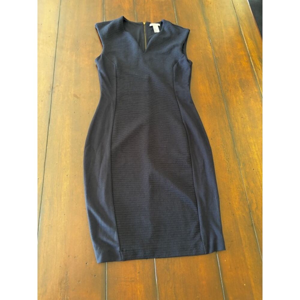 H&M Navy Sleeveless Bodycon Dress Medium Back‎ Zip Knee Length